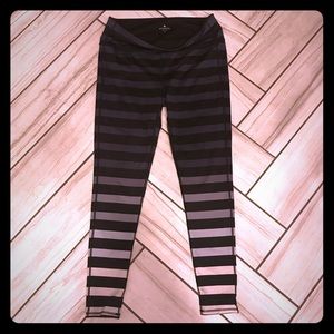 Athleta women’s stripe leggings